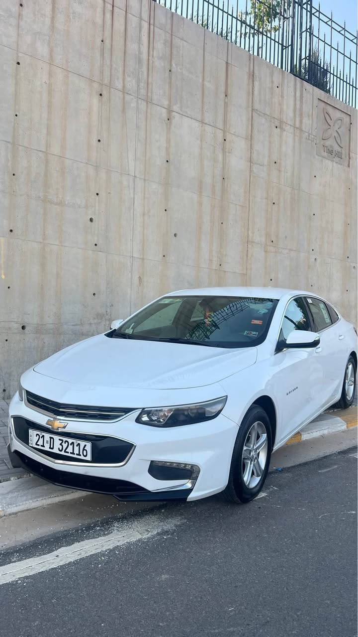 chevrolet malibu 2.5 2018 
***********
خەلجی سفری شەریکەی مەنصور مەکینە 2.5 بی تۆڕۆبۆ مەرغوبە هیچ هیچی پێوە نییە دەعامیش بە شەرت مواسەفاتی جوانە کامل فولیوم سەر سوکان دەبل گێڕ بەصمە برێک فینگر ئۆتۆ هۆڵد و تراکشن حاسەی بیلادی دواەوە و شاشە گەورە لیدی پێشەو و عەدەسە ویل کەپ تەبرید مەرکەزی 124 هەزاری حەقیقی ڕۆشتوە گێڕو مەکینە بەشەرتی هەزار فیتەر برغوی بانەدراوە 
بەشەرتی گێڕو مەکینە و تەبرید و تەحویل و غەرامە 
بۆ زانیاری زیاتر پەیوەندی بکەن ***********
نرخی 125 وەرەقە و مەجالێکی برایانە گوڕینەوەش ئەکەم السليمانية, العراق
