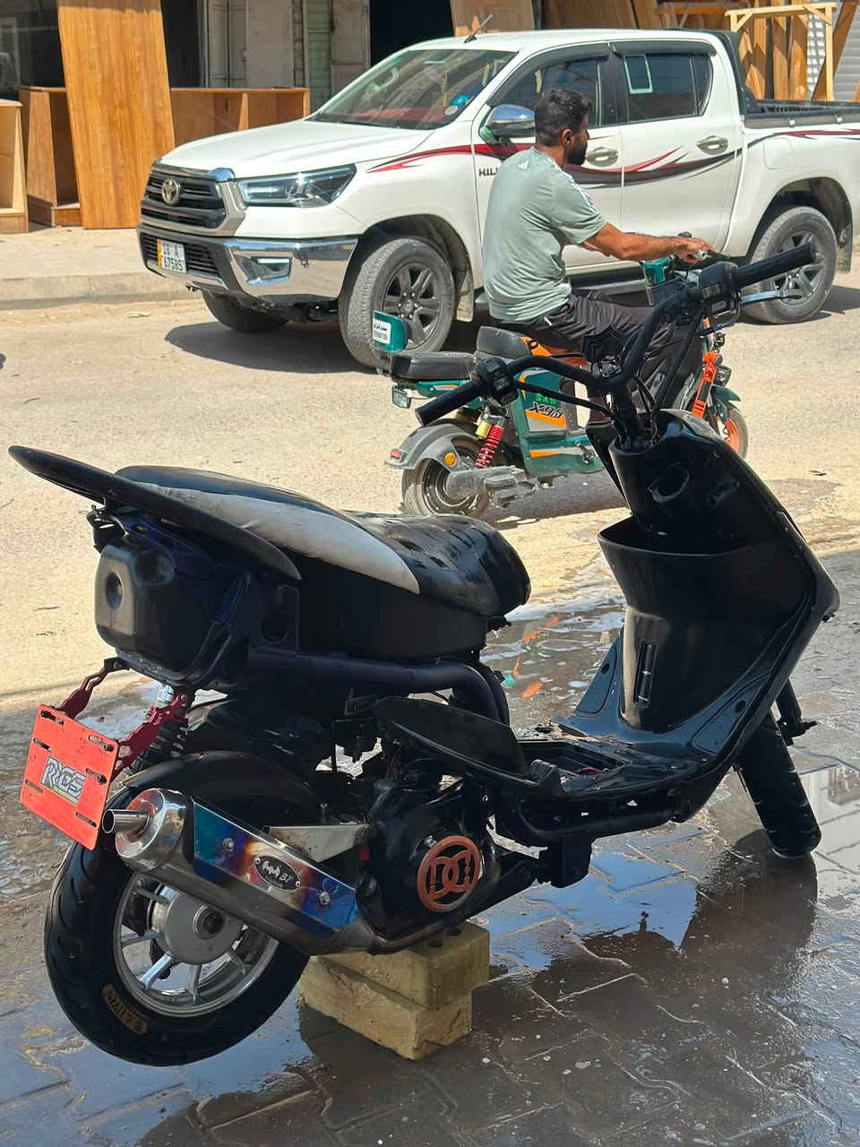 السلام عليكم
ماكس عدله مال لعب بوشه 55 كامله مابيه نقص بس سلف بيها ويل رياضي اصلي وصالنصه صجميه دبل اصلي ستاند فزم قاعده رقم ويدات سعرها مناسب شراي اتصل ***********
