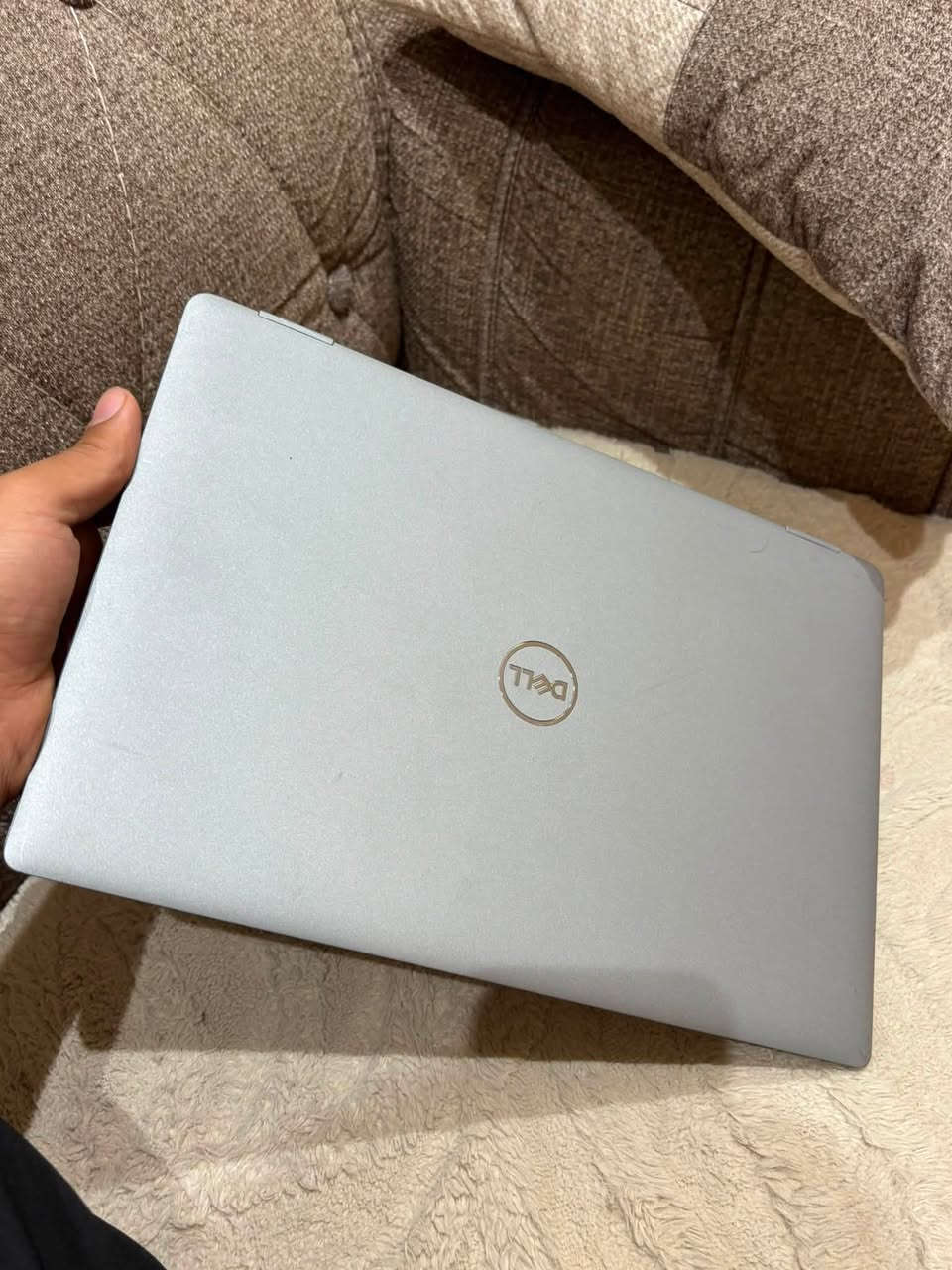 🚀 وصول Dell Latitude 5320 (أداء عملي ونظافة عالية) 🚀
لعشاق الأجهزة العملية والاعتمادية، توفر لدينا Dell 5320، جهاز يجمع بين الأداء السلس والتصميم الأنيق.

مواصفات الجهاز:

 💻 المعالج: Intel Core i5 - الجيل الحادي عشر (فئة G7).

 ⚡ الرامات: 16GB RAM.

 💾 الهارد: 256GB SSD.

 ⌨️ الإضافات: كيبورد ضوئي (مضيء).

 ✨ الحالة: نظافة عالية جداً.

💰 السعر:375 ألف دينار فقط!

🚚 التوصيل: متوفر خدمة توصيل لجميع محافظات العراق.

للطلب والاستفسار، تواصلوا معنا عبر الاتصال أو الواتساب:

📱 ***********

