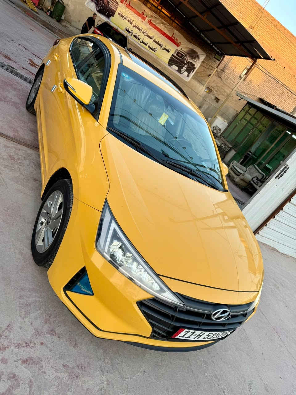 السلام عليكم النترا 20 فول الفول وارد امريكي كندي حادثها موضح بلصور وسونار موجود بدون تبديل بدون ايرباك مكينه بلاديه كير ايتي المرغوب منضومه غاز زنون تبريد كله كفاله من لغد شاصي دواخل ع الفحص سياره فول مواصفات فتحه بصمه كشنات جلد بصمه ابواب لايت 4 عدسه بصمه صندوك اشاير بلمري رادارات جانبيه وامامي تحديد مسار ومثبت سرعه وتبريد شاشه سياره اخت الزيرو كامله ماتصرف عليها كلشي مصفره هيئه وغرامات وهزه جديده ورقم الجديد وبسمي تحويل ثاني يوم السعر 133 والشراي يدلل مكاني بغداد سريع حي العامل *********** وبي واتساب وخادم للطيبين .
