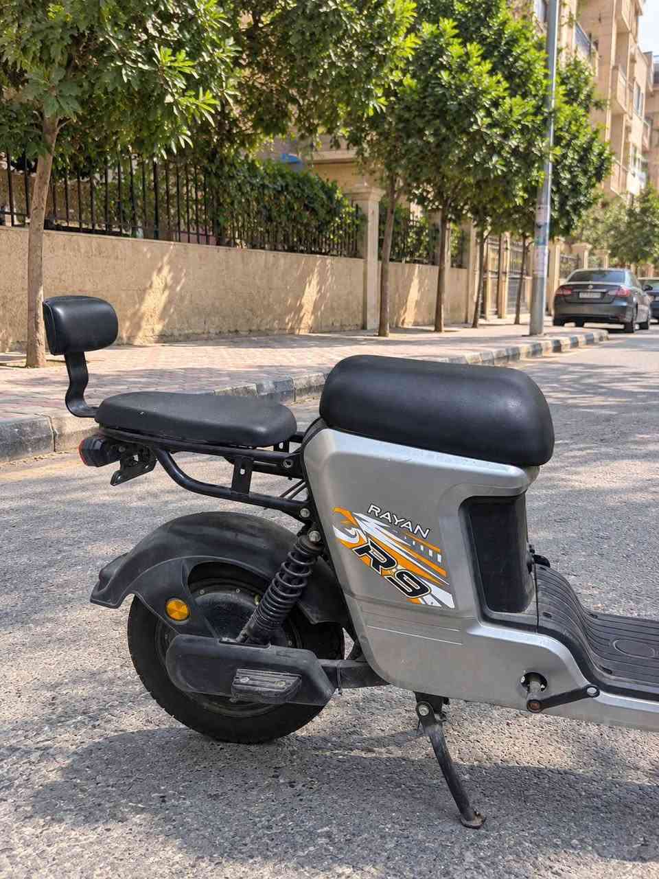 سلام عليكم
دراجه R9 للبيع  الدراجه لوك تخبللل جديده كلش 
ناقصها فقط بطاريات لان بطارياتها تعبانه ( فقططط بطاريات ) السعر 400 وبيها مجال قليل 
للاستفسار مراسلة واتساب 
***********
