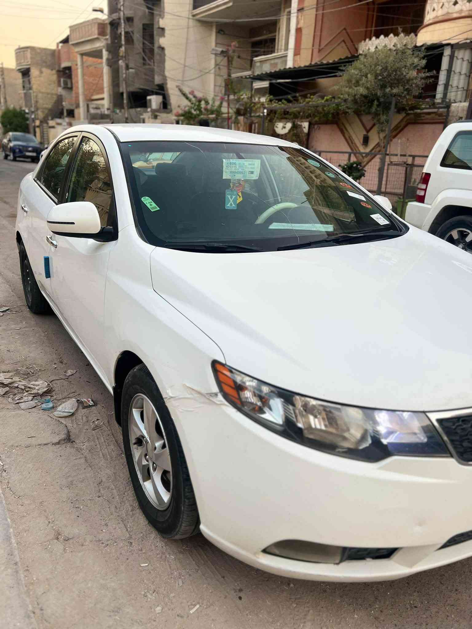 سلام عليكم سيراتو 2012 جاملغ خلفي صبغ بسمي سنويه نص فول تحكم ستيرن شفتات تبريد ثلج كلشي ناشرلك بلسونار 
السعر 86$ مكاني بغداد حي الجهاد 
***********
