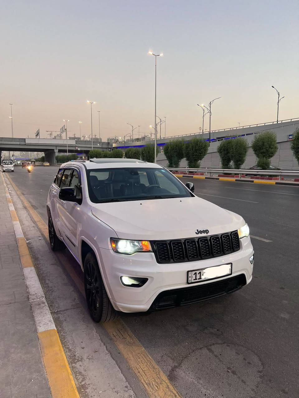 السلام عليكم
جيب 2018 فول مواصفات بلاك توب للبيع او المراوس
4X4فور ويل اوتو
بصمة
فتحة
تشغيل عن بعد
رادار خلفي
كامرة
شاشة
اوتو ستوب
مانع انزلاق
نظام ايكو+نظام سبورت
قطعتين تبريد
تدفئة كشنات
تدفئة ستيرن
لايت زينون
جنطة كهرباء 
ويل كب 20 بلاك 
السيارة داخلة كلين فقط حالوب بسيط بالبنيد وبالسونار اكو طبقة كلير بأمريكا على عكس السايق
السعر 210 وبيهة مجال
*********** بغداد, العراق
