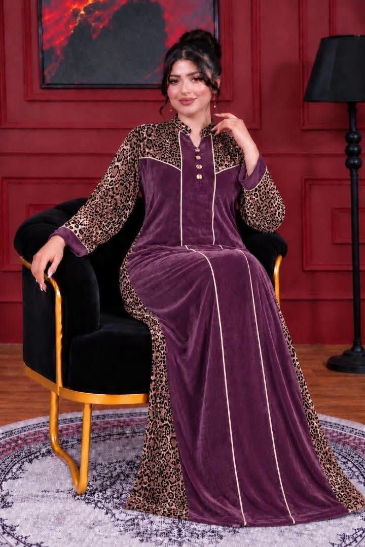 گلابية خليجي • مخمل سوبر سوفت • مقاس 2XL-5XL
