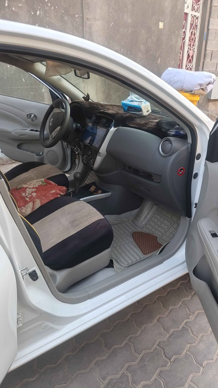 سيارة نيسان سني هندي فول مواصفات تبريد قطعتين جام كهربائي بليته زرگه سياره نظيفه وتعبان عليها 
بصره براضعيه هاتف***********
*********** Singapore
