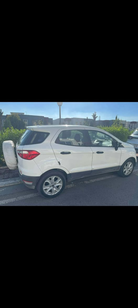 سلام علیکم 
Ford ecosport 2016
سیارە خلیجیە جمیلە و نضیفە  مودیل ۲۰۱٦  لون ابیض بدون سبوغ بس شبرین بە  سیارە نضیفە ماشی ۱۰٨ الف کم حقیقی سنویە جدیدە باسمی احولهە ای وقت ترید مکینە مالە نفس زیرو و ما تحس تصرف ای بانزین یروح علی هوی 
گیر مالە مجدد نفس زیرو دهن گیر و المکینە مبدل جدید سرفس کامل سویت لە  سیارە بدون ای عیب ما تلاقی ای عیب انضف و احسن من مودیلات جدیدە شکل مرغوب مکینە مرغوبە اربع سلندر تنفس طبیعی بدون تیربو  ای مصروف ما بە تبرید ثلج  سیارە تخبل من نضافە 
سعرە ٨۷ ورقە بە مجال ل طیبین 
***********
