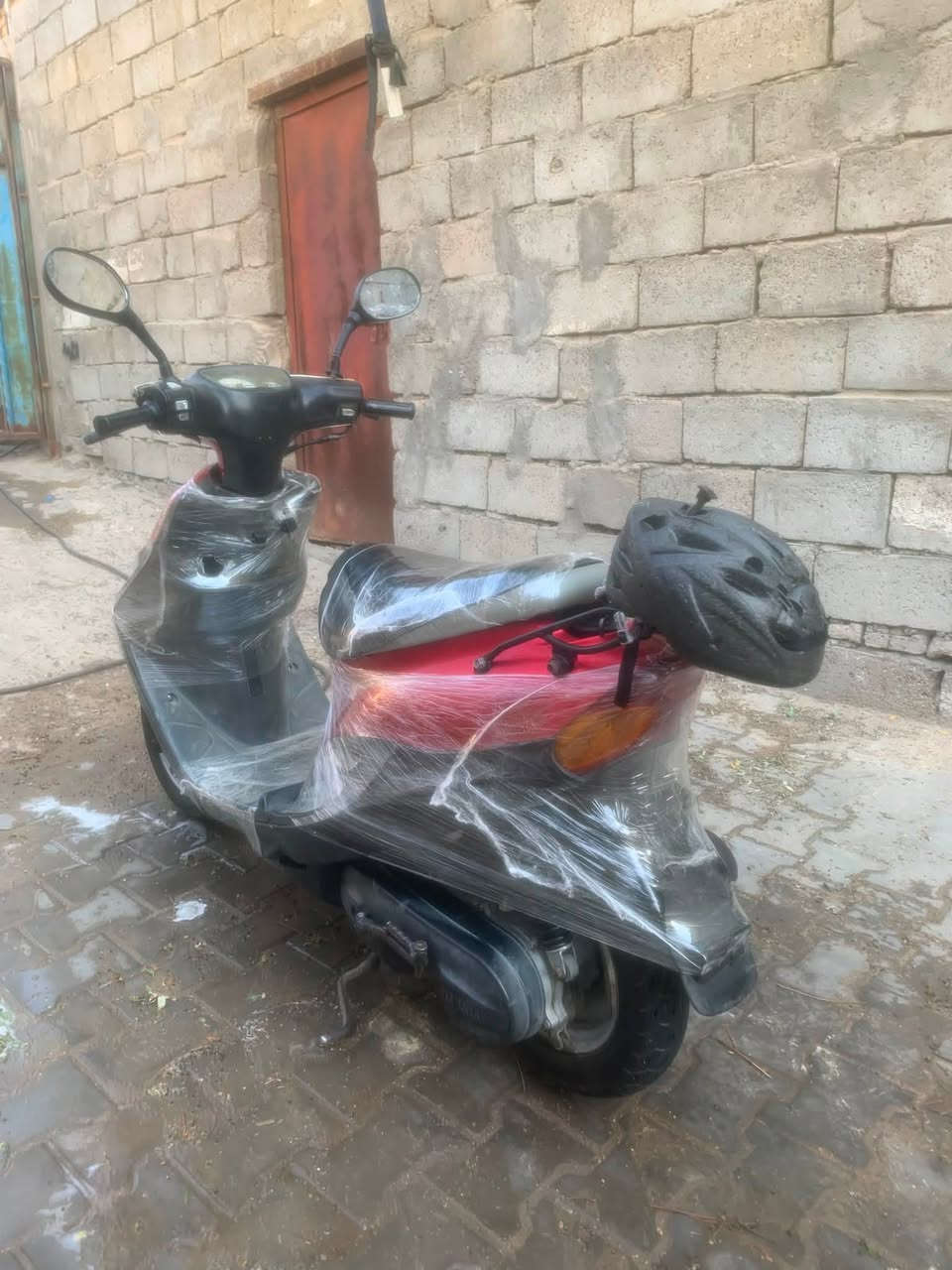 بيجي ياماها 9 سلف وهندر. ياباني كفاله عامه من الزلغ شرط مكينه خخرسه ما تنسمع اويل بم الدهن شغال اشاير گلوبات عينه بريكات امامي خلفي كلهن شغالات جاهزه شغل وطلع مال بيت مرتبه مابيها اي نقص مفوله للاخير السعر 325 وبيها مجال  مكاني البصره كرمه علي *********** ((الدراجه بلاديه من الطول للطول )))
