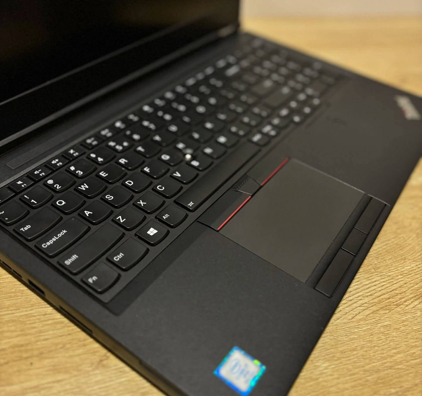 السلام عليكم
عندي لابتوب بالمواصفات التالية :

CPU : Intel core i5 8th H .
GPU : NVIDIA P1000 = GTX 1050Ti .
RAM : 16GB DDR4 .
ROM : 512GB NVME .
DISPLAY : 60.01 Hz .

رايدها بسعر 520 و بيها مجال للشراي .

التواصل على هذا الحساب أو على هذا الرقم 
*********** / عبدالله .

ملاحظة اللابتوب نضيف و استخدامه قليل + مع شاحنته الأصلية . 
#pcgaming #pc #laptop #gaming #GamingLaptop
