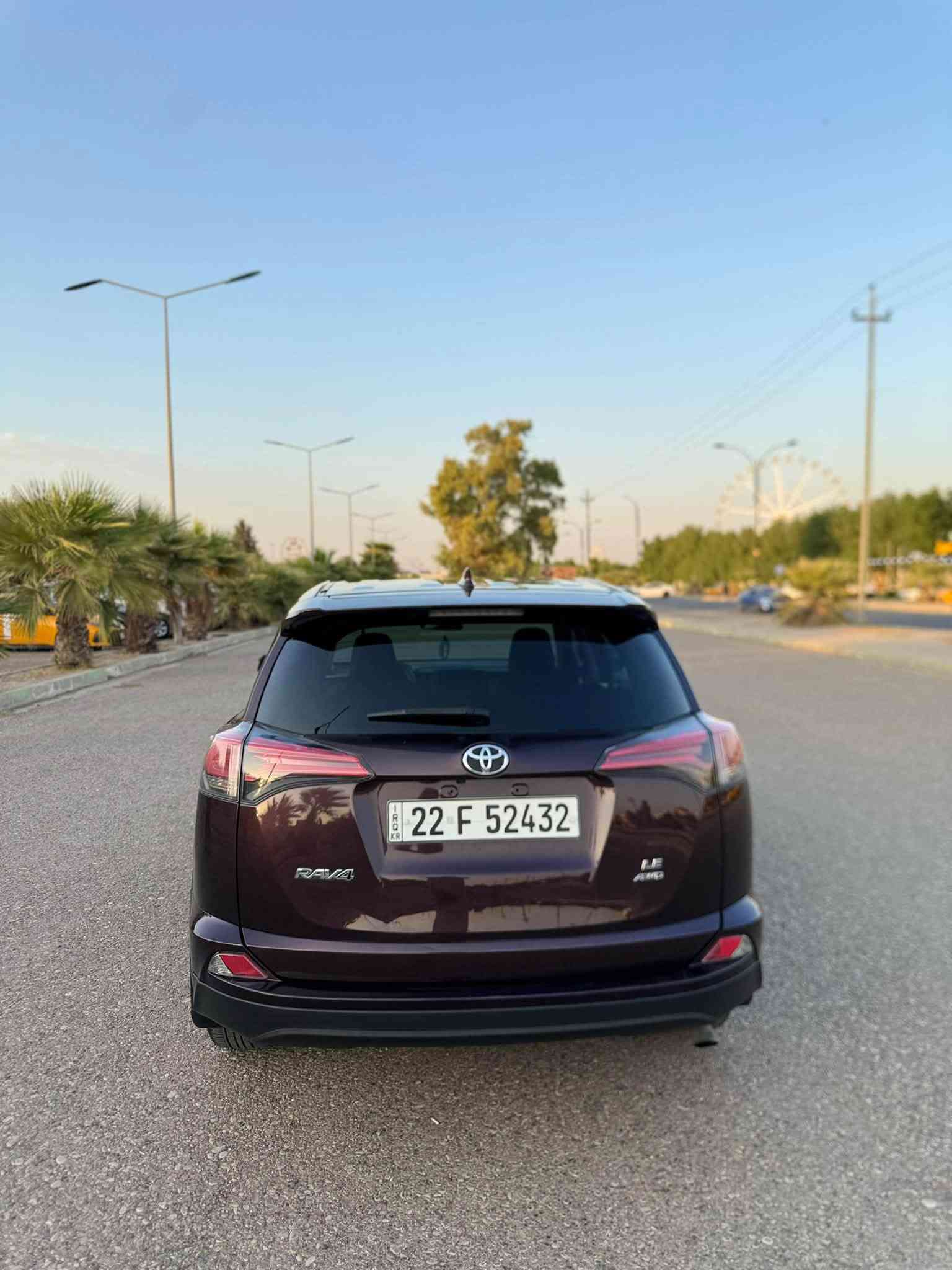 تويوتا راف فور
موديل 2018 الفئه Le
وارد امريكي بدون صبغ
فور ويل AWD
حساسات رادار امامي 
تحديد مسار+تحدير خروج عن مسار
مثبت سرعه +شاشه دعم كار بلي 
كامره خلفي +نقطه عمياء
تحكمات استيران جهتين
صدر امامي خلفي جديد 
تخم تايرات جديد انتاج2026
رقم سنويه جديد اربيل بسمي 
بدون حادث فقط تخريب جاملغ دعاميه امامي فقط
سعرها 153 بيها مجال بسيط
مكان كركوك  ***********
