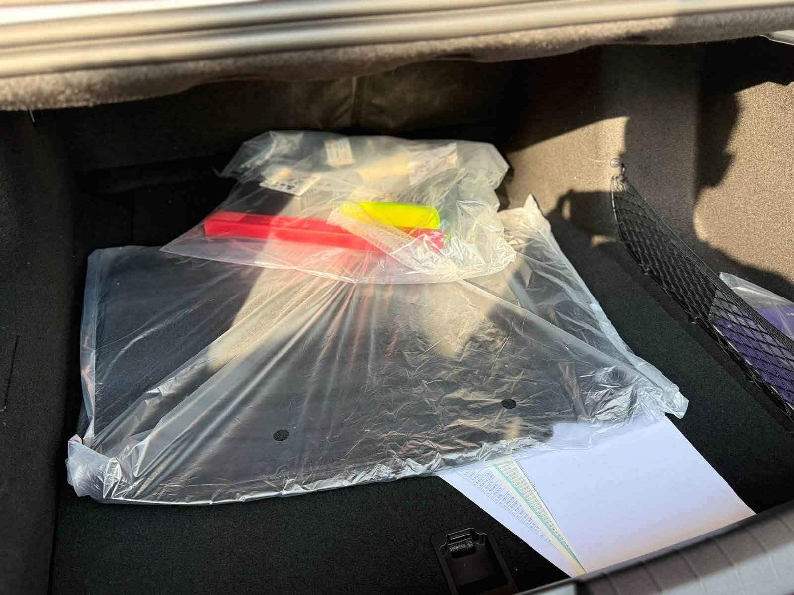 🛑🛑Destroyer دسترويرقم بغداد /مميزز

🛑🛑حجم المحرك 1500cc 

 

🛑🛑بطاريه ليثيوم شفرة byd 

سيارة سيدان مدمجة بنظام هايبرد PHEV 

🛑🛑تجمع بين محرك بنزين هايبرد   بلكن ومحرك كهربائي

🛑🛑 بطارية ليثيوم شفرةbyd تدعم الشحن السريع

🛑🛑 شاشة دوّارة 12.8 إنش بنظام ملاحة وتحديثات OTA

🛑🛑 نظام صوتي بـ6 مكبرات صوت + ميزة الكاريوكي

🛑🛑 حساسات وكاميرا خلفية – مثبت سرعة – مقاعد جلد رياضي 

🛑🛑 تصميم خارجي عصري بمصابيح LED ومقصورة عازلة للصوت

🛑🛑كير ماوس 

🛑🛑اوتو ستوب

🛑🛑حساس خلفي 

🛑🛑شاشة دوارة 

🛑🛑كامراة خلفية دوارة 

🛑🛑اوتو هولد AUTO HOLD 

🛑🛑هند بريك بصمه 

🛑🛑تشغيل السياره بصمه مع

 كارت دخول ذكي

🛑🛑مقاعد جلد 

🛑🛑لايت زينون 

🛑🛑لد نهاري LED

🛑🛑بك لايتLED

🛑🛑3انضمة للقيادة 

🛑🛑مانع تزحلق

🛑🛑مثبت سرعه  Cruise 

🛑🛑تشغيل عن بعد 

🛑🛑شاشة ذكية تدعم جميع البرامج

🛑🛑 سعة الخزان 44لتر  اتمشيك 1200 كم 

               2️⃣0️⃣2️⃣5️⃣
رقم *********** بغداد, العراق
