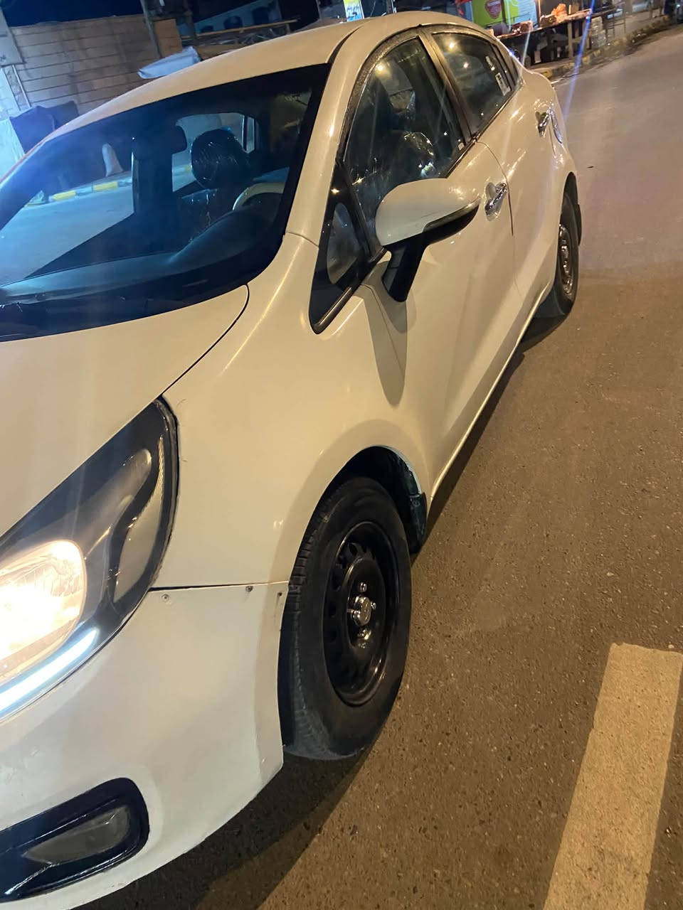 كيه ريو موديل ٢٠١٢ بيه ٣ قطع صبغ بدون دواخل سعرها ٦٦ قفله من الخير مكاني نجف حي ندا ***********
