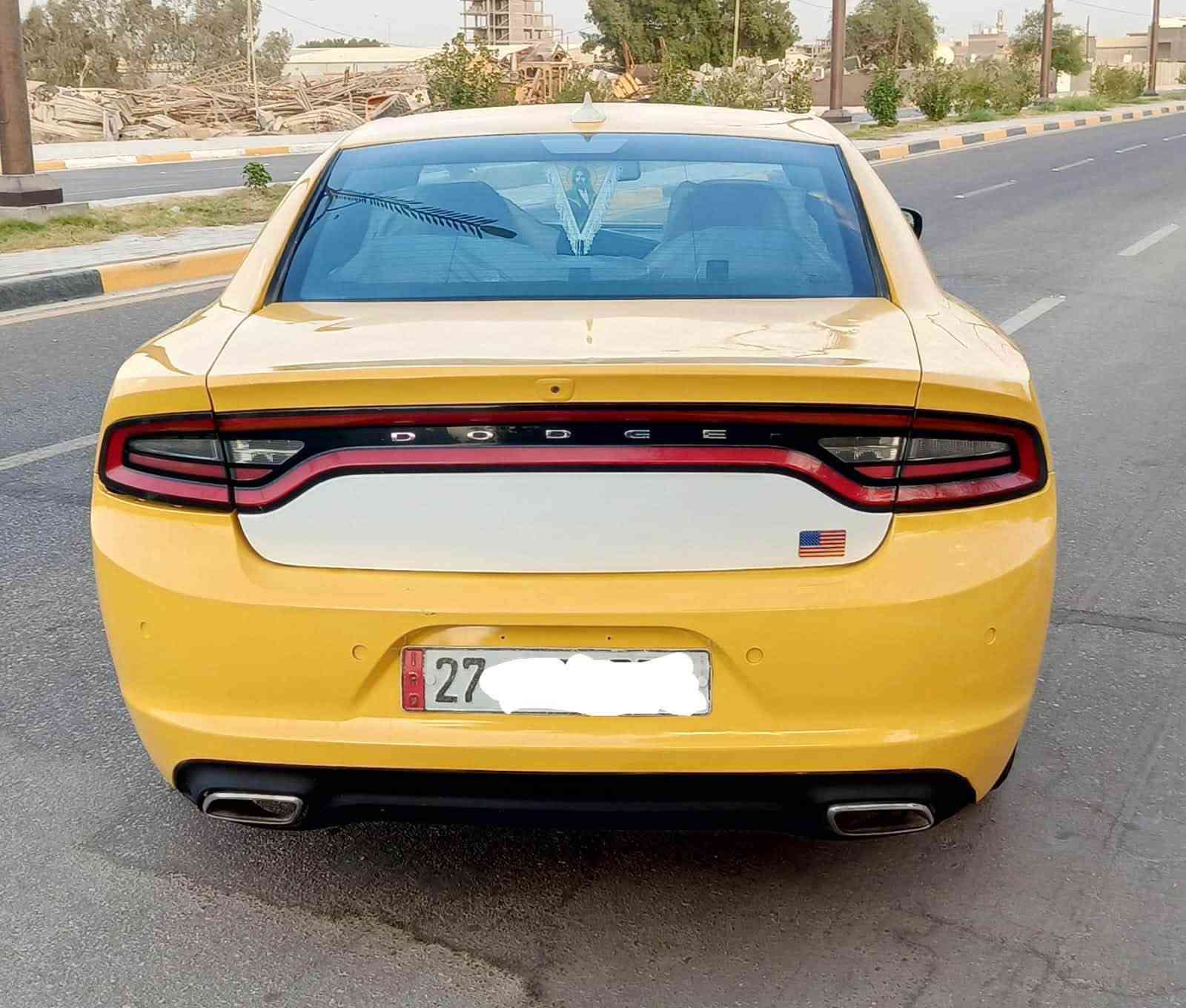 السعر 142 للاستفسار *********** جارجر موديل 2018 امريكي حادثه جاملغ امامي وبالعراق جاملغ خلفي مكينه 3600 وكير مكفولات تبريد ثلج حداديه جديده تخم تاير السيارة جديده وجاهزه ما بيه أي نقص رقم انكليزي مكانه كربلاء
