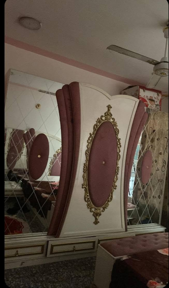سلام عليكم كنتور تركي ونضيف كلش،
نضام سلايت سعر مناسب 150 وبي مجال بصيط تواصل وتساب ***********
