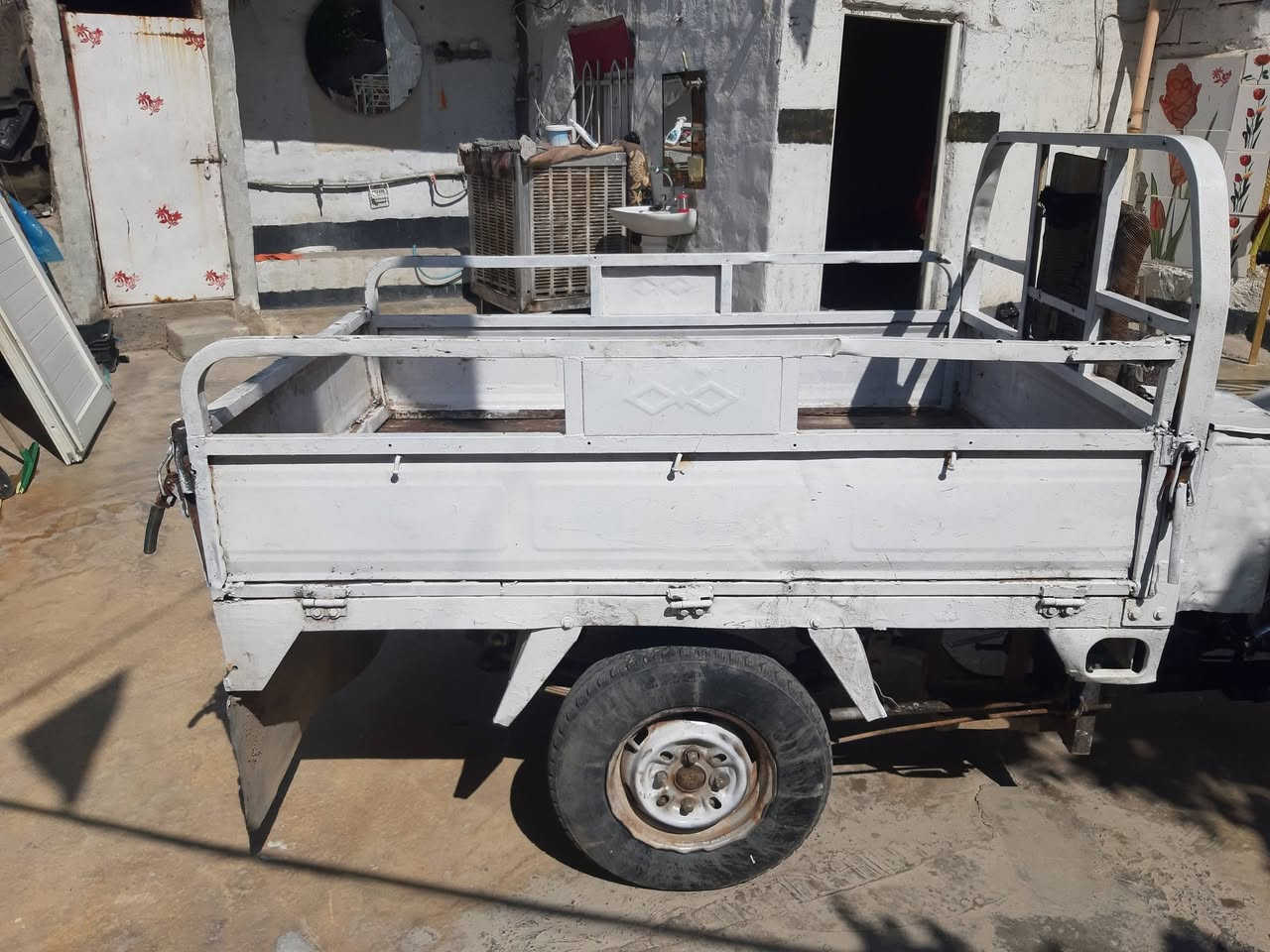 السلام  عليكم  ستوتات البيع نضيفه راكبه شرط محرك شرط نغصه بس كهربية  مكاني كركوك حي  العربه السعر  ٧٧٥  ( ***********
