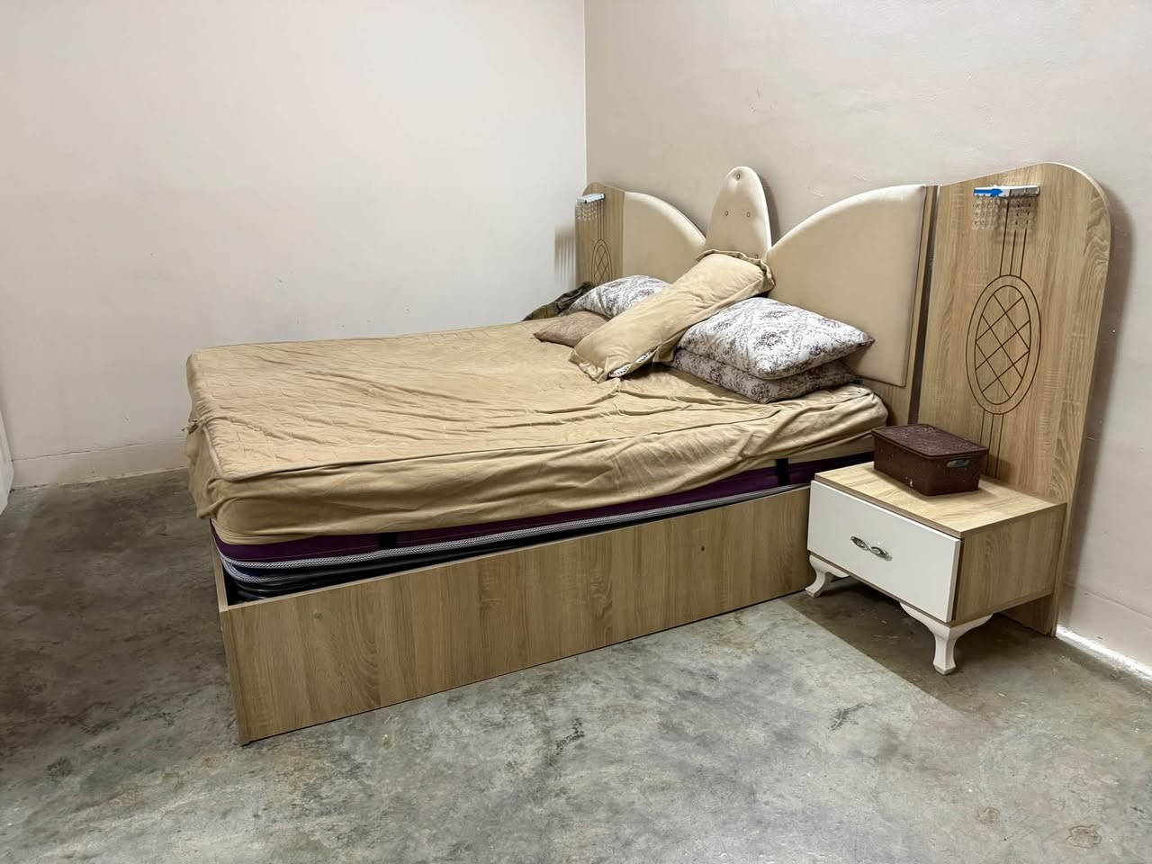 مرجوحه • مقعدين • واتساب