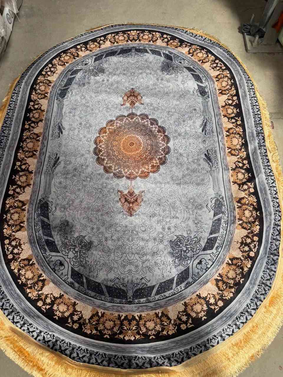 مفرش بيضوي • ١٥٠×٢٢٠ • المسيب السوق الكبير