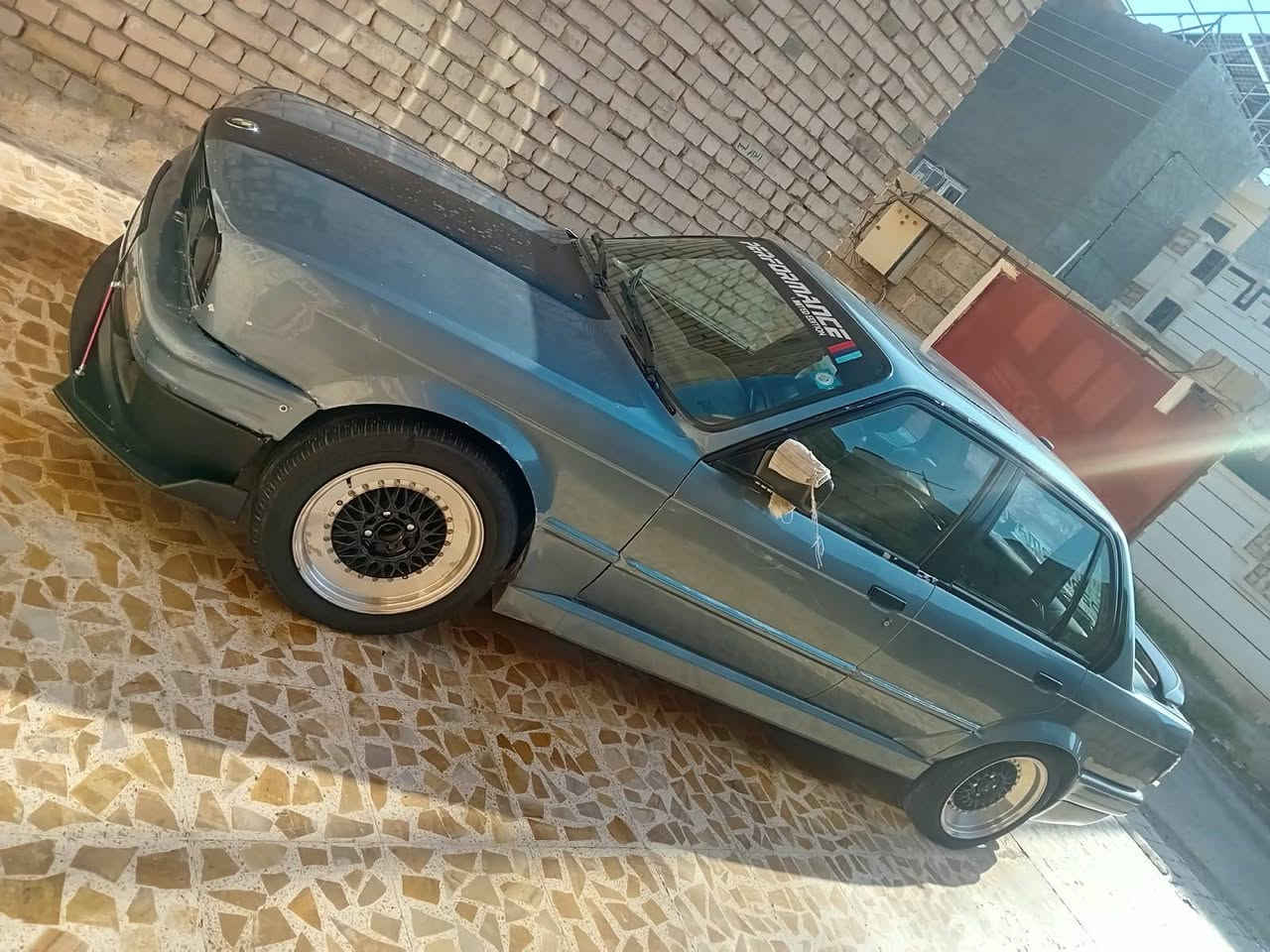 سلام عليكم للبيع او مراوس مكينة 528 كير عادي مكينة تشتغل بس تك وتخربط ابيع مكينة كايمة مكان بغداد ***********

