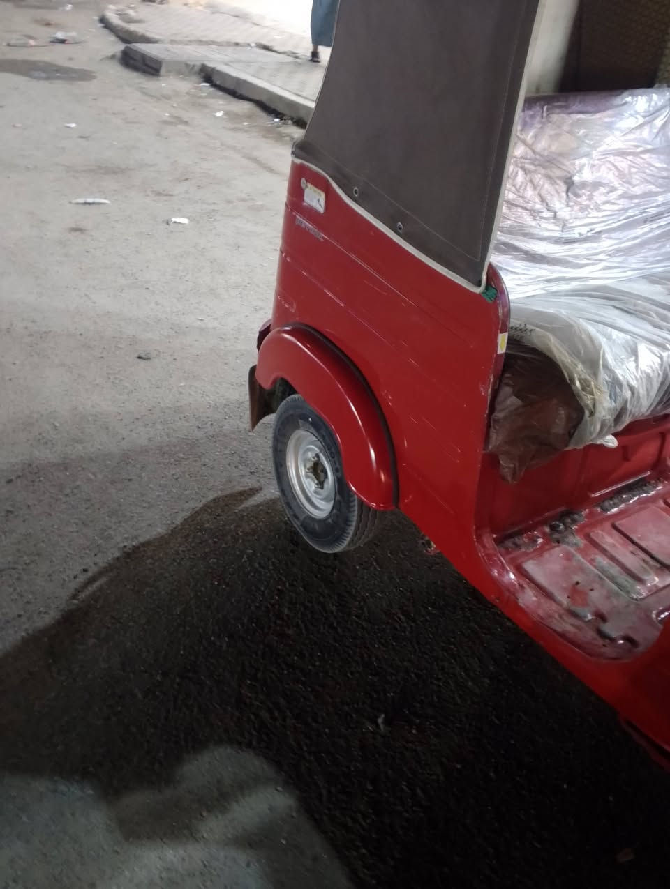 تكتك موديل 20 شهر 11وراق اصليه كفلك حلال وحرام بس تكتك خير من الله كهربايات شقاله تخم تاير ملاحضه تكتك بيها بخار بيها بخار السعر 4700وبيها مجال العنوان بغداد المعامل رقم الهاتف ***********

