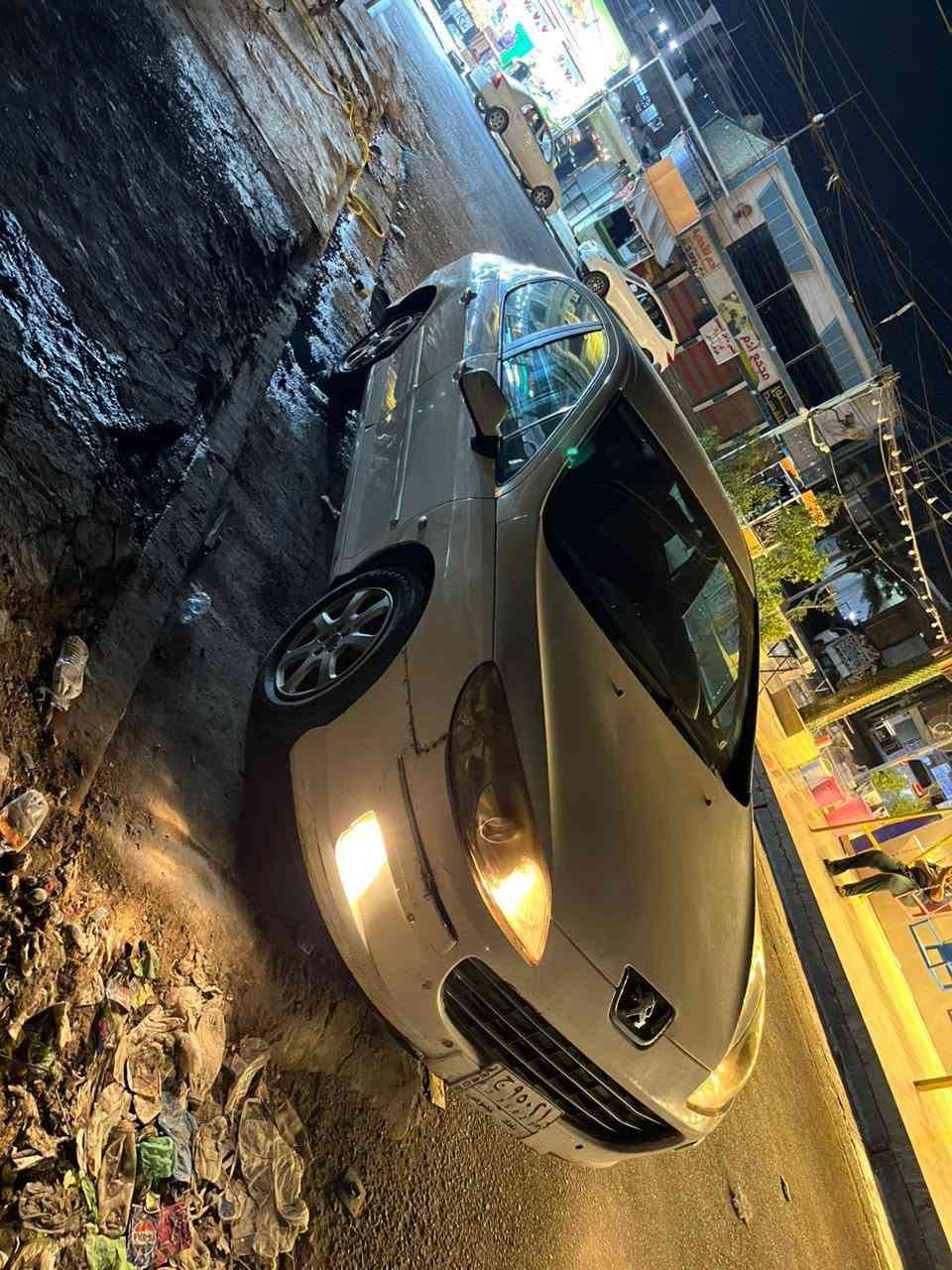 شعندك مراوس نزل
مراوس شعندك نزل  حسب القناعة | بيجو فرنسي  407 موديل 2009
سيارة نظيفة جداً واستعمال شخصي
 المحرك: 2200 CC
 الكير: أوتوماتيك
محرك مكفول
كير مكفول
بدون أي ضربة أو حادث، عدا دحجة بسيطة كد أصبعين
 ماشية: 190 ألف كم
 أرقام إنكليزي وسنوية باسمي لغاية 2031
 مراوس حسب القناعة.
 العنوان: بغداد
 للتواصل: ***********

