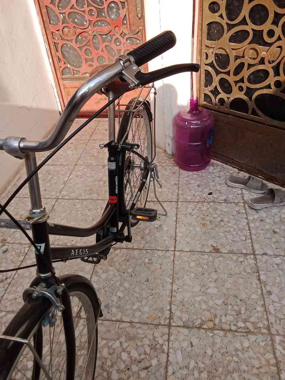 السلام عليكم شباب عندي هذا الباسكل للبيع ياباني باله مكاني بغداد الشعب السعر 110 رقم ***********
