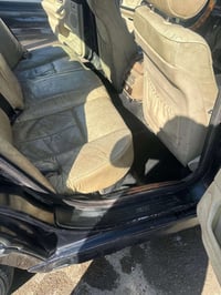 744 موديل 97 نيلي مكينة 8 للبيع مستعجل مكاني بغداد سعرها 40 وبيها مجال...