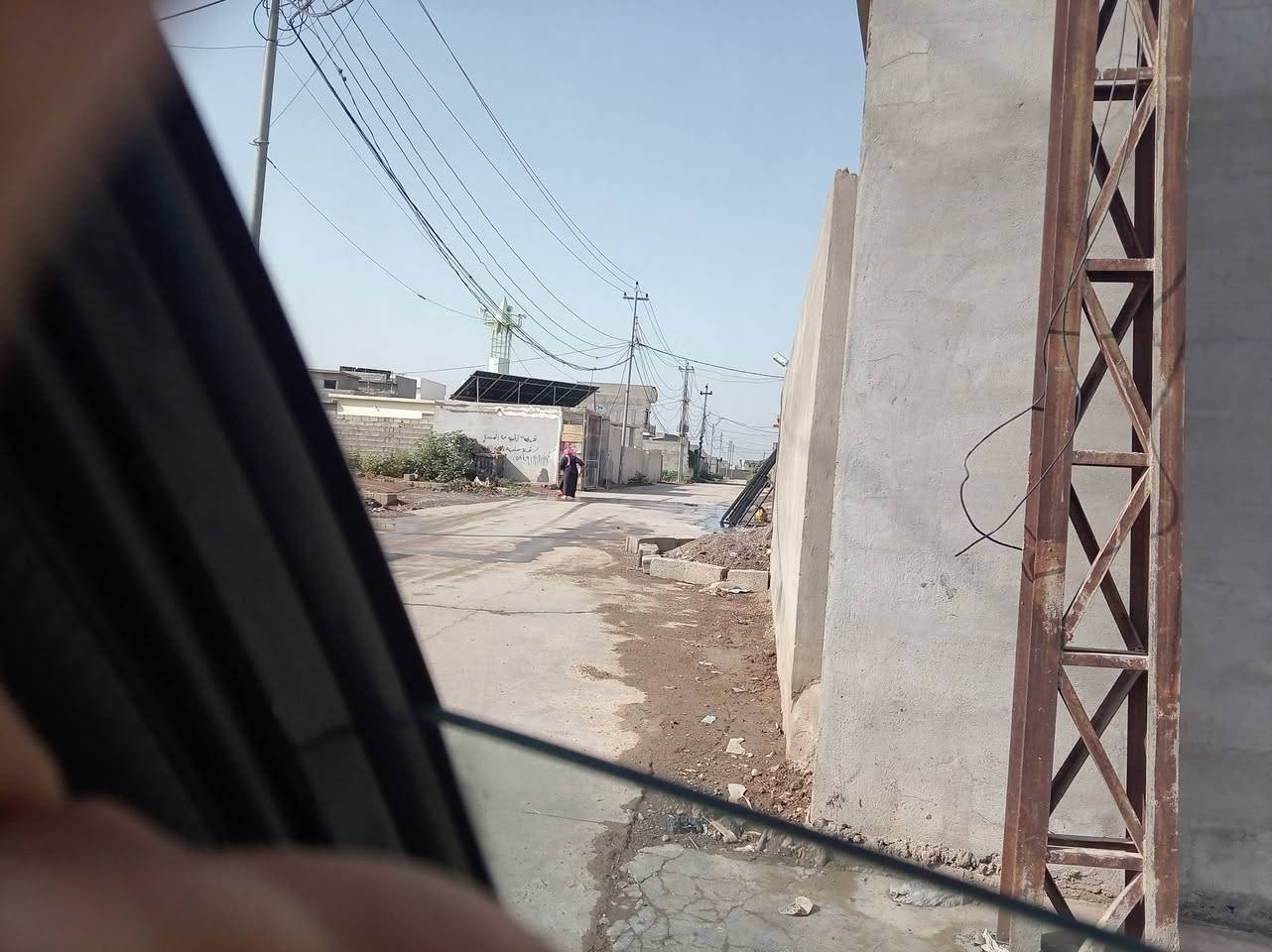 بيتين • ٢ غرف • ١٨٠م