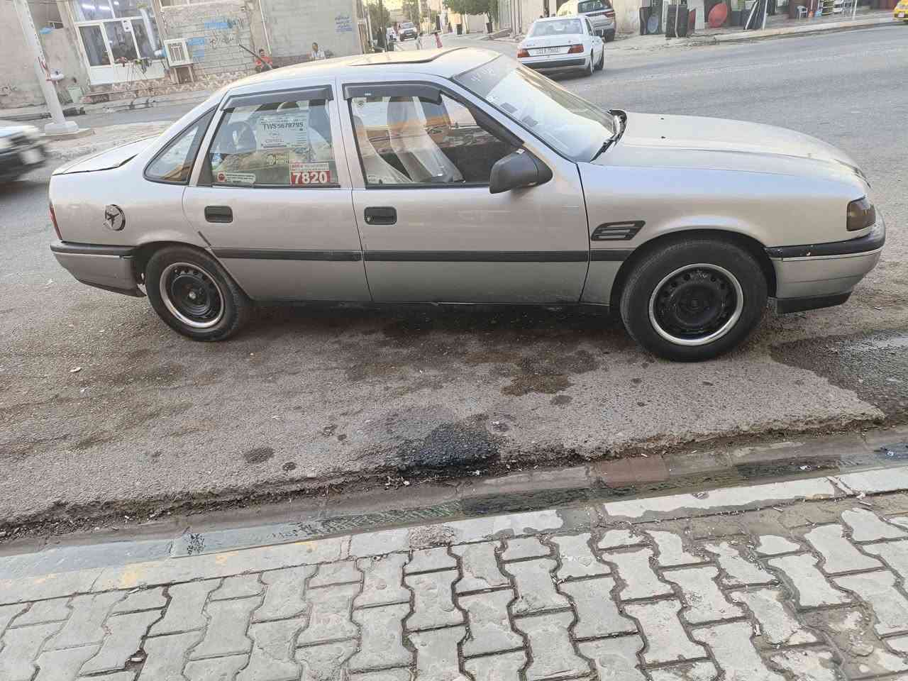 سلام وعليكم السعر 28وبيهه مجال 
للبيع اوبل فكتره موديل 1992دبل ايرباك السياره حيل حلوه ونظيفه محرك عشرين كيرعادي السياره كله بشرط رقم كركوك بشرط التحويل والوكاله مكان السياره كركوك ‏‪***********‬‏ الرقم بي واتساب الخاص مغلق
