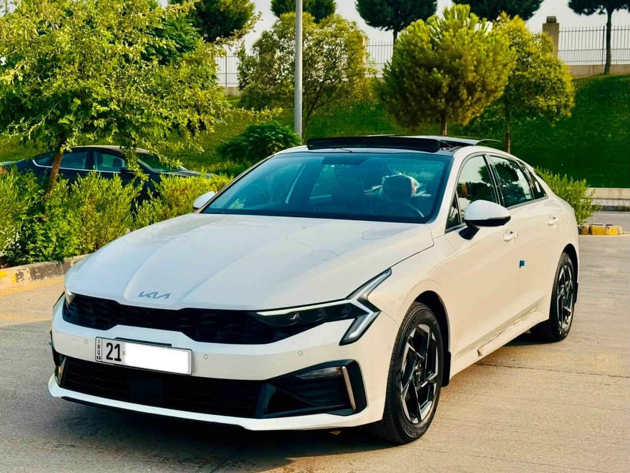 كيا K5 خليجي 2025 شركة NIM ضمان (5) سنوات 
عنوان:.السليمانية 
محرك:.2500
ماشي:.15,000KM
رقم صاحب سيارة:. ***********

فول فول مواصفات 1/1

مواصفات :.

بانوراما 
بصمة
خمس كاميرات دوارة 
شغال (تشغيل عن بعد)
شاشة حجم كبير 
شاشة الكترونية 
كشن جلد 
كشنين كهرباء (سائق و سكن)
كشن خزن 
كشن تتفية و تبريد (حار و بارد)
داخل مشمشي 
مري شفط 
ويل كروم
ليد أمامي و خلفي 
حساس أمامي و خلفي 
تبريد قطعتين 
صندوك شفط 
درايف مود 
تحكم و تعديل سرعة
اتو هولد 

تحويل وكالة نفس اليوم 
رقم و سنوية جديد 
رقم السليمانية دولي

عنوان السليمانية 
رقم صاحب السيارة:.***********

أنا مكلف بس بلنشر
