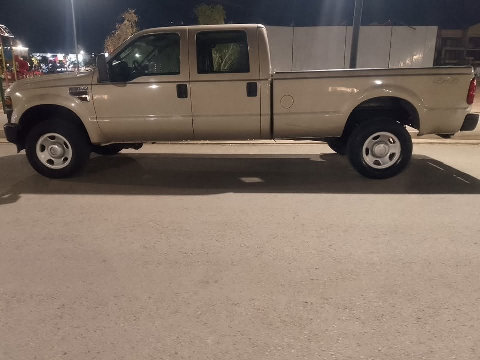 فورد F350 • سلندر ٨ • كاز اقتصادي