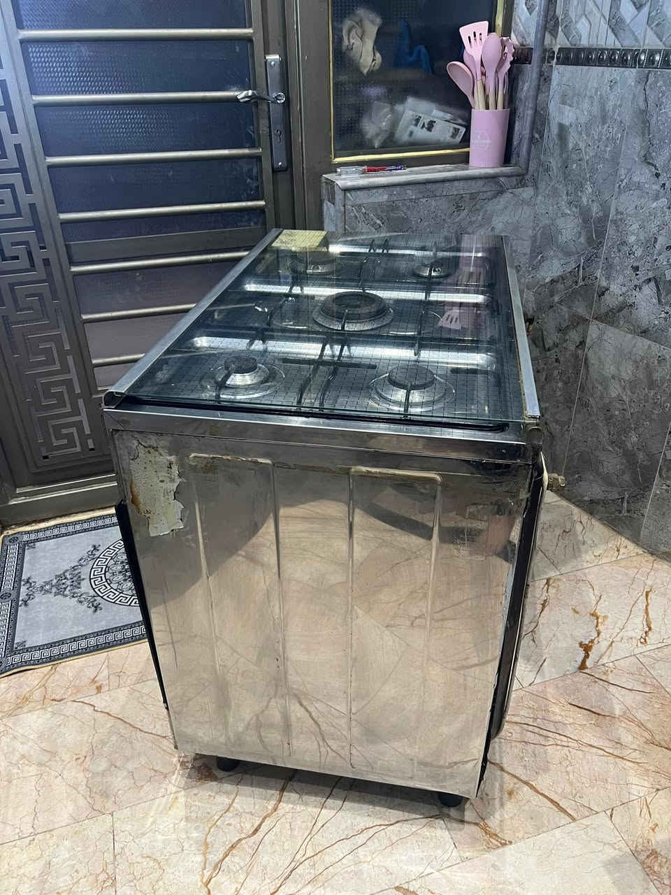 طباخ فريش مستخدم نظيف السعر 250 النجف حي الجامعه الرقم للتواصل***********
