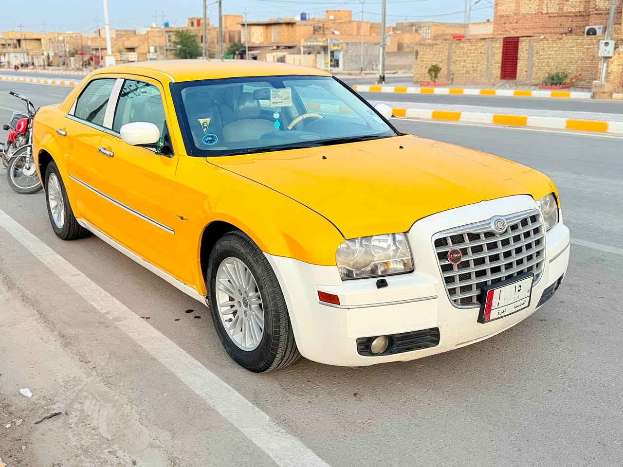 السلام عليكم اوباما 2010 اصل خليجي 4جوكات جاهزه هيئه وغرامات السياره مكفوله من الصبغ ولتبديل بيها فقط تبديل البدنه وفتح الجاملغ ولباب لغرض التقسيم ربع ماعليها مكينه وكير وحداديه كفاله  تبريد ثلج منضومه جديده خطها شطره نجف رقم مميز تحويل ثاني يوم للستفسار ***********
