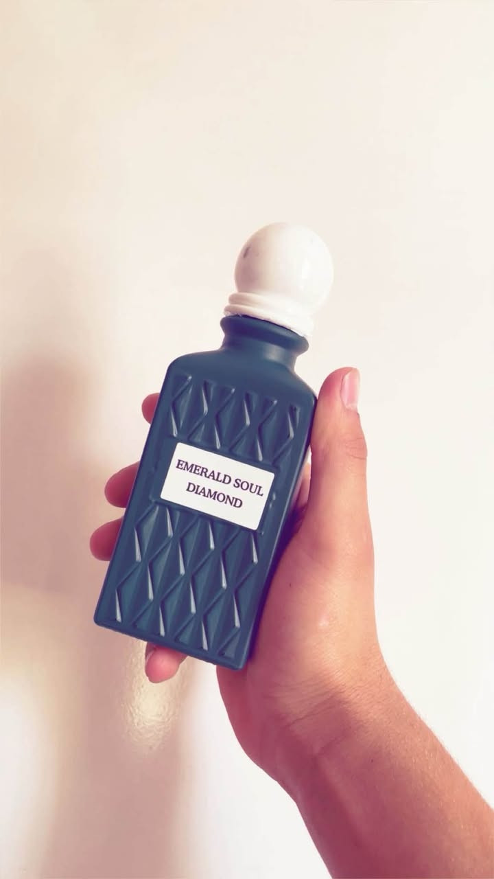عطر EMERALD SOUL DIAMOND من ابراهيم القرشي بديل عطر زيرجوف ايربا بورا حجم العلبه 100 مل وسعر القطعه 10 الف للتواصل واتساب ***********
