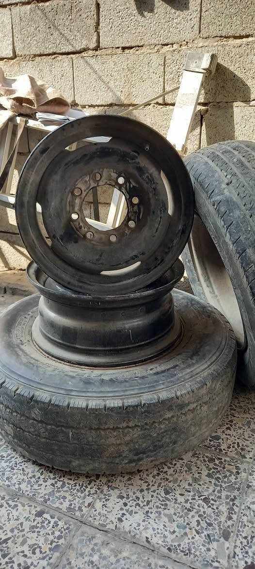 غراض جمسي تسعيني للبيع
*********** واتساب

