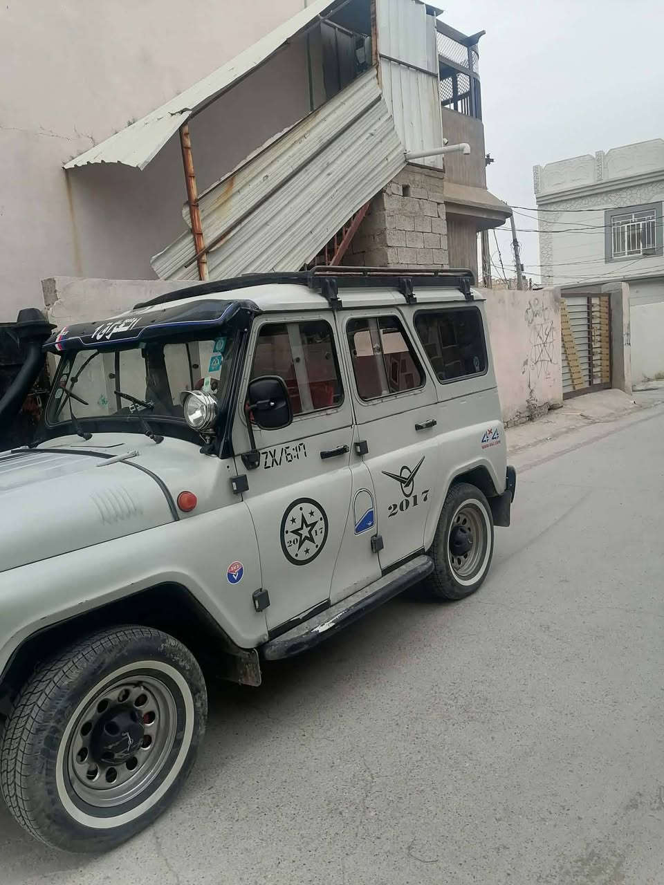 السلام عليكم مكلف بالنشر واز2004 اصولي للبيع شرط التحويل سنوية مجددة الماني مكفولة من كشر ومحرك كير تدفئة تبريد تخم تاير 
رقم صاحب السيارة 
***********
