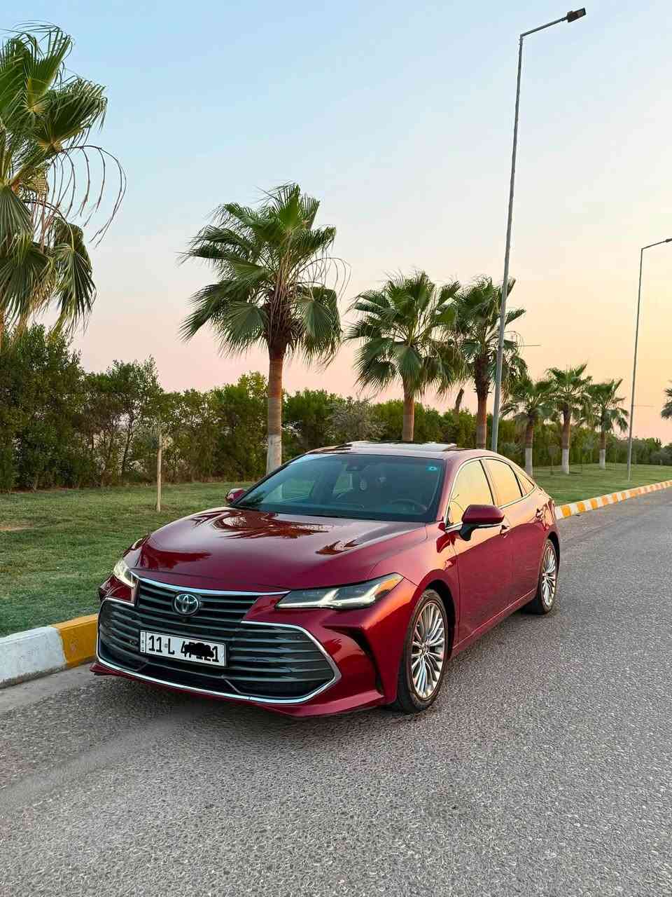 افلون موديل 22 بيع او مراوس فول موصفات.  محرك2500 هايبرد فول موصفات بصمه رادار توقف ذاتي 
دات شوب
كشنات جلد تدف تبريد 
كشنات كهربائية خزن
مبايل شحن لاسلكي 
ويل 18بلادي
تبريد لمس 3 قطع
فتحة سقف 
داخل صاج قيسي
لايت زنون متحرك 
هند بريك بصمه
اوت بارك
اسبورت 
قيادة ذاتيه
تفاصيل خاص او وات ساب ***********مكان كركوك 
رقم بغداد اجنبي جاهزة وكالة تحويل 
سيارة بدون حادث رصعات متفرقة 4 مكانات حول السيارة
