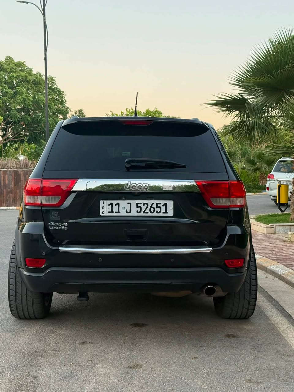 جيب لمتد خليجي ٢٠١٣ مكفولة من كلشي
تشغيل عن بعد
بانوراما
ويل وسبيسر srt
وباقي مواصفات اللمتد معروفة
*********** واتساب
مكان السيارة ديالى خانقين
