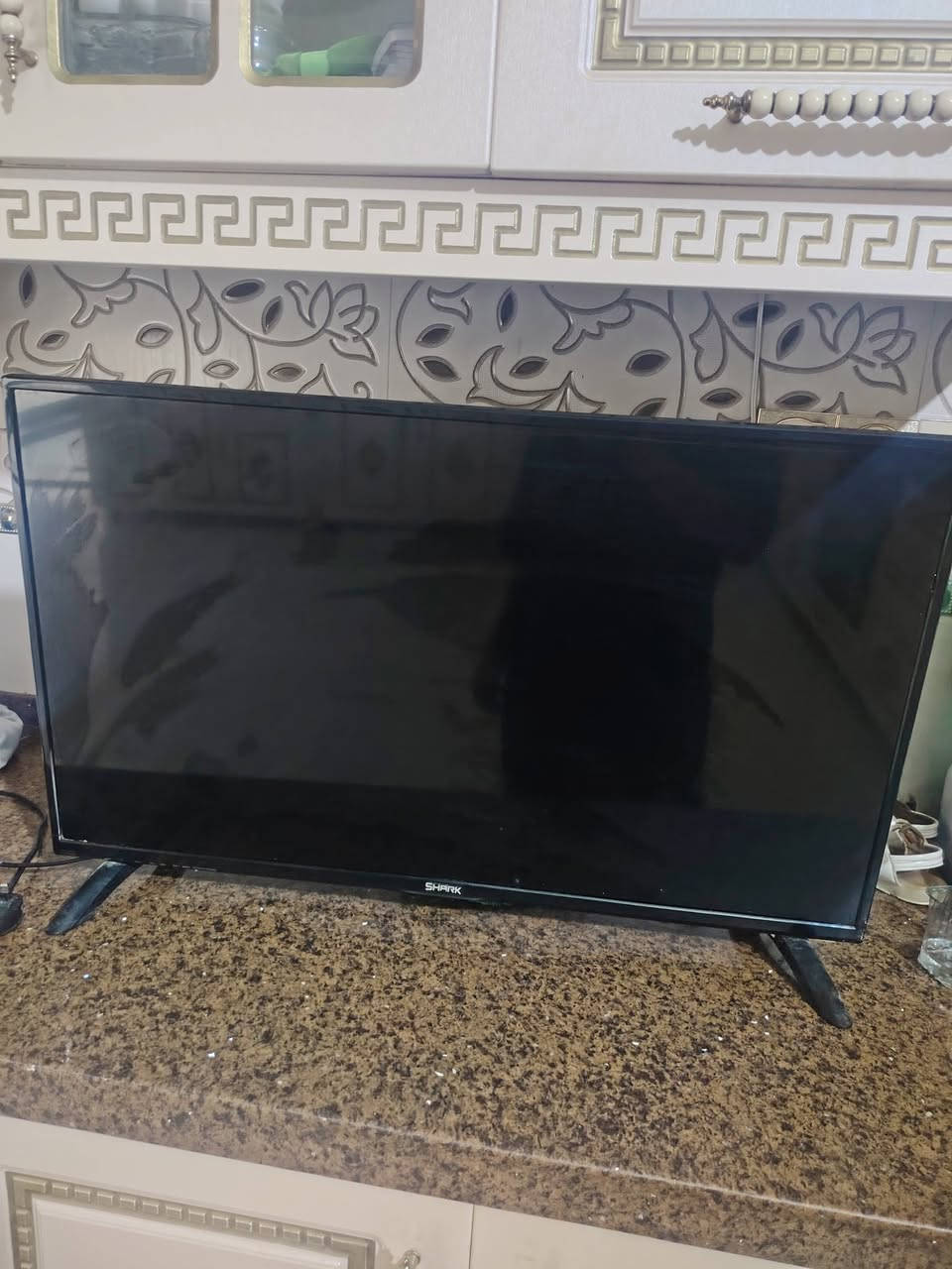 السلام عليكم   بلازمه حجم 32 بدون نت بعدهي جديده سعرهه 85 وبيهه مجال قليل الشراي يتصل عله رقمي *********** او مراسلتي
مكاني بابل اسكندريه
