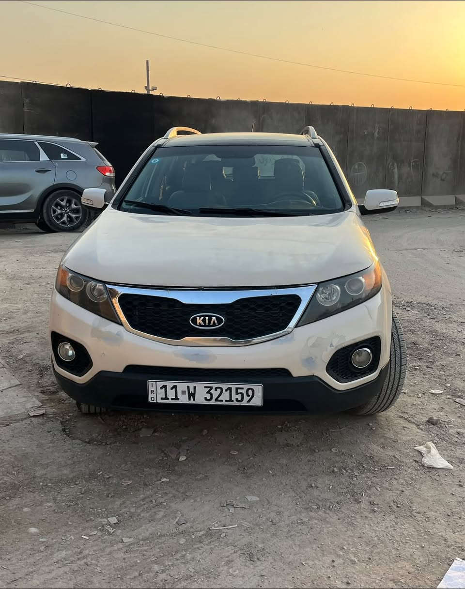 السلام عليكم

كيا سورنتو 2012 وراد أمريكي فئة SX فول مواصفات  مكينة V6  دوش 3500 

بيها قطع صبغ ابيع حزام بدون دواخل 
(السياره جاهزه بدون نقص )

موصفات 

1_حساسات خلفية 

2_مري شفط + قلابة 

3_بصمة ابواب  تشغيل بصمه 

4_فتحت سقف بنراما

5_تحكمات ستيرن 

6_شاشة لمس 

7_كشنات كهرباء 

8_كشنات جلد 

9_ سبعة راكب 

10_ ثلاث قطع تبريد... 

11/رقم بغداد دولي 

السعر 130 او بيها مجال 

للتواصل 

الرقم ***********
