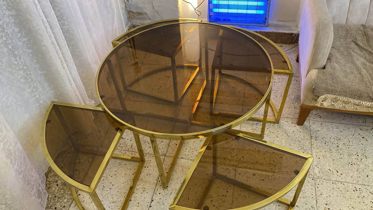 سيت طبلات للبيع أصليات ستيل ذهبي لون ثابت ميز او 4 طبلات السعر 130 او بيهن مجال بسيط
شراي اتصل***********
