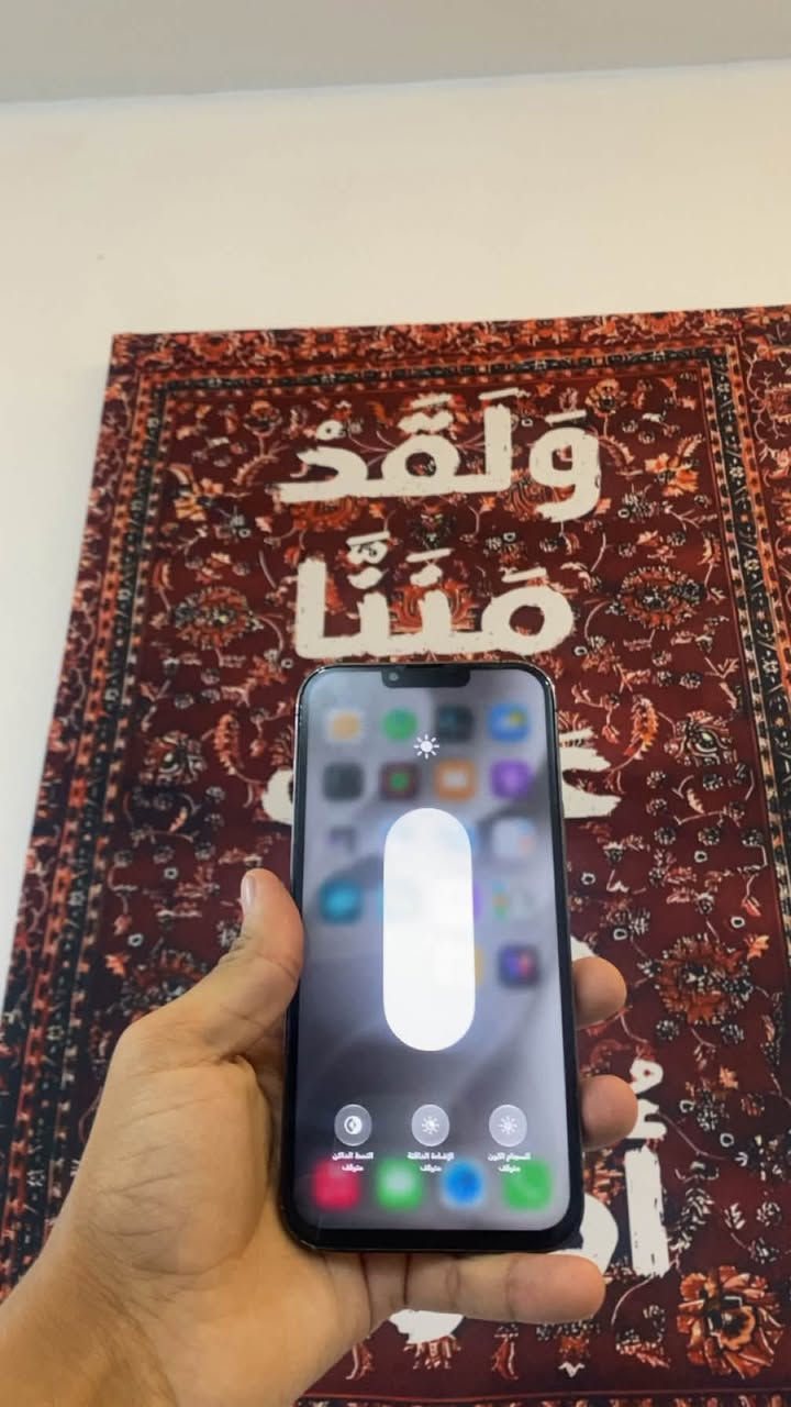 للبيع 13برو ماكس 256 بطاريه100مبدل شاشه وبطاريه شاشه 120 هرتز السعر 385الف رقمي /***********
