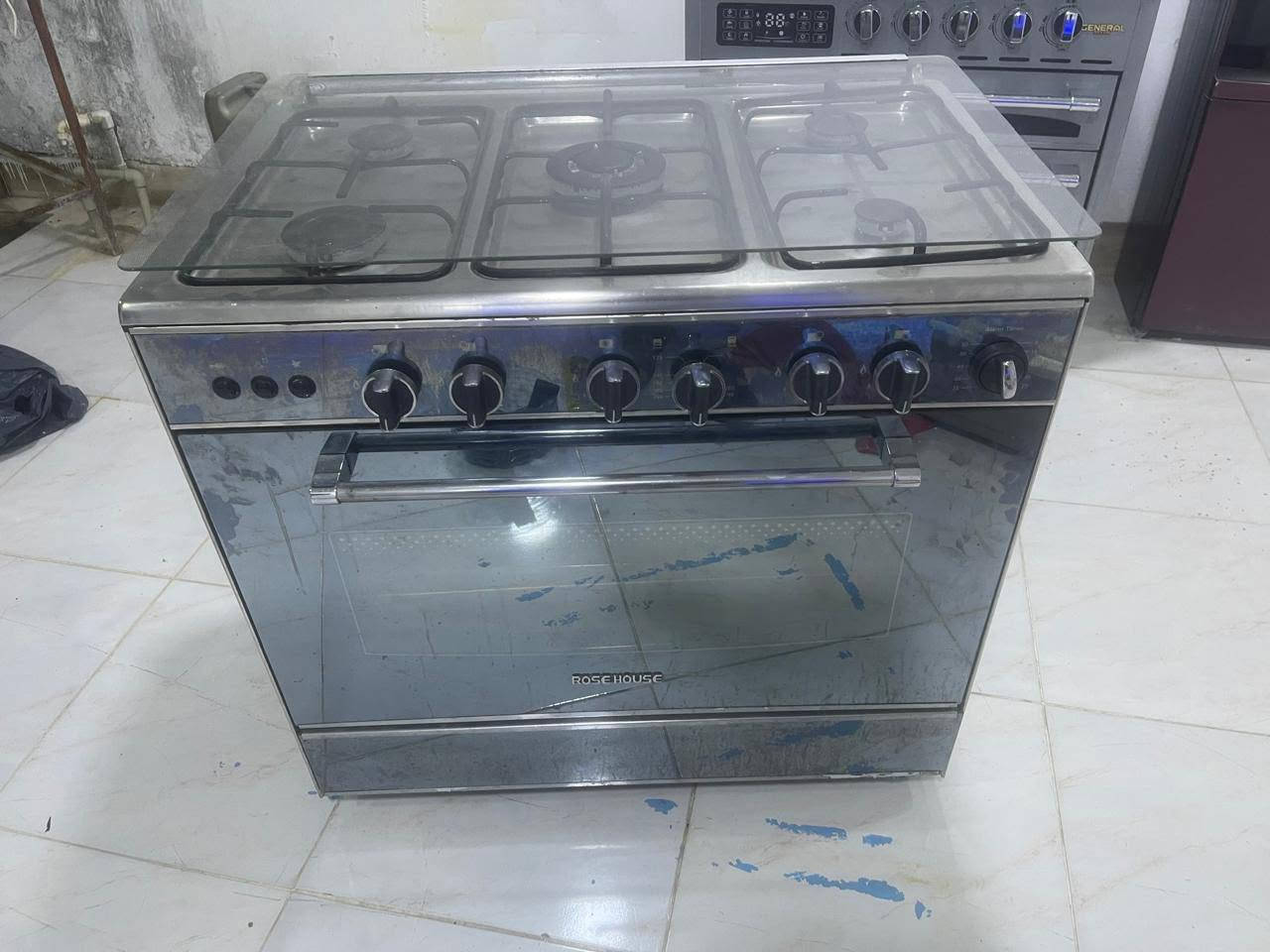 مجمده حجم 10كلش نضيفه شغاله بشرط
السعر 125 الف وبيه مجال بسيط
غساله اوتو حجم 7كيلو كلش نضيفه ع وضع الشركه
السعر 180 الف بيه مجال بسيط
طباخ كلش نضيف كله شغال الفرن مشتغل شي قليل 
السعر 120 الف وبي مجال بسيط
بلازما الجي حجم 43 درجه اولا بدون نت ع وضع الشركه
السعر 85الف وبيه مجال بسيط
توصيل مجاني داخل سليماني
سليمانيه رابه رين 
***********/***********
