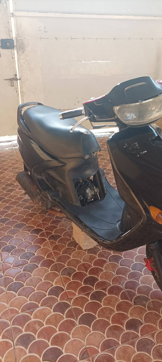 سلام عليكم درجة فرشة فحل درجة كلهة شغلة كلشي مبيهة والسعر 325بيه مجال ‏‪***********‬‏هذ رقم مكان الحلة شارع 80مل كربلاة
