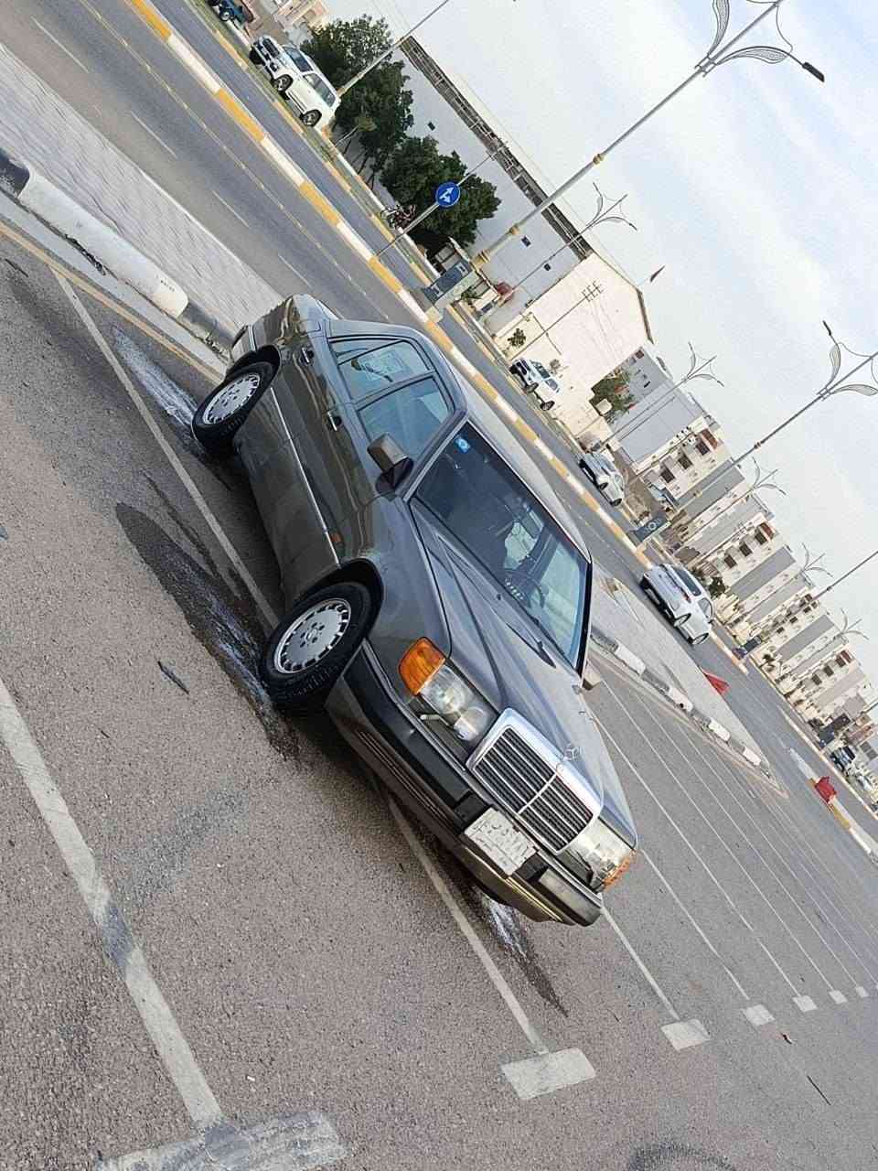 مرسيدس دب 1988 (أصل)
سيارة جديدة
مكينة وكير (بلاديات) قبق اسود 300 (جدد)
حدادية + تخم ويل + باتري (كلها جديد)
تبريد ثلج 🗣
قواعد دبل (جدد، مكفول) + سليمات برانكيت وشاصي (مكفول)
سيارة (ما ملعوب بيها)
جلد
فتحة سلايت (شغال)
كشنات كهربائية
بردة كهربائية
تجوات خلفية (كهربائية)
دبل فيت بم
دبل مروحة
حماوة (بدون تبريد جوه، نص تبريد اصير نص، ومراوح بلاديات يشتغلن ويه الجو)
سيارة خير من الله (اللي ياخذها ما يتعب)
سيارة مال جناي
رقم بغداد (تحويل شوكت ما يعجبك)

مكان السيارة: كربلاء المقدسة
السعر: 🟧 55وبيهااا مجاال قليل 📮
للتواصل: *********** (اتصال او واتساب)

#مرسيدس_дб #مرسيدس_1988 #كربلاء #كلاسيك #قبق_اسود #كفالة #بيع_سيارات
