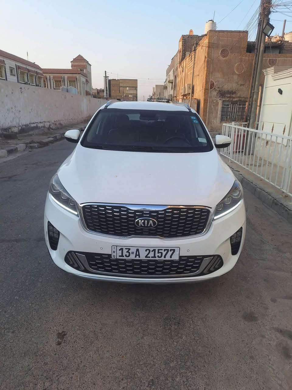 سلام عليكم سورنتو خليجي البيع 
رقم ميسان بسمي تحويل سنويه ورقم الحد30
ماشيه 91 كامل موصفات كير محرك ع وضع شركه 
سياره مكفوله كفاله عام تخم تاير تبرد سياره جاهزه
موديل 20 السعر 235 وبيه مجال الشراي 
مكاني ميسان ***********
