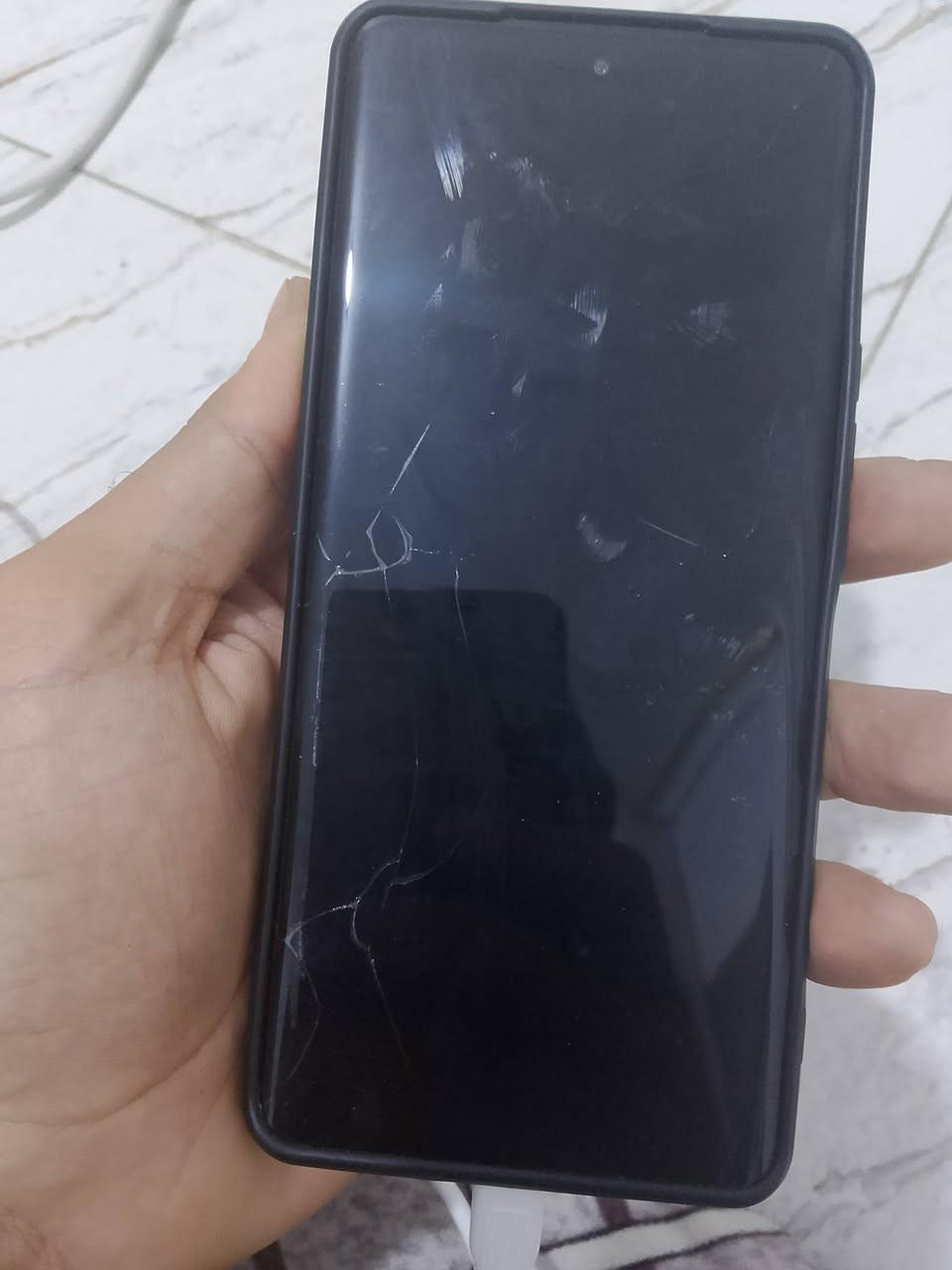 ههونر x9B. ذاكره256 بلادي ممفتوح بي فطور بالگلاس كما موضح بالصور ممأثر على اللمس ببشي/*********** موجود واتس واتصال
السعر200
