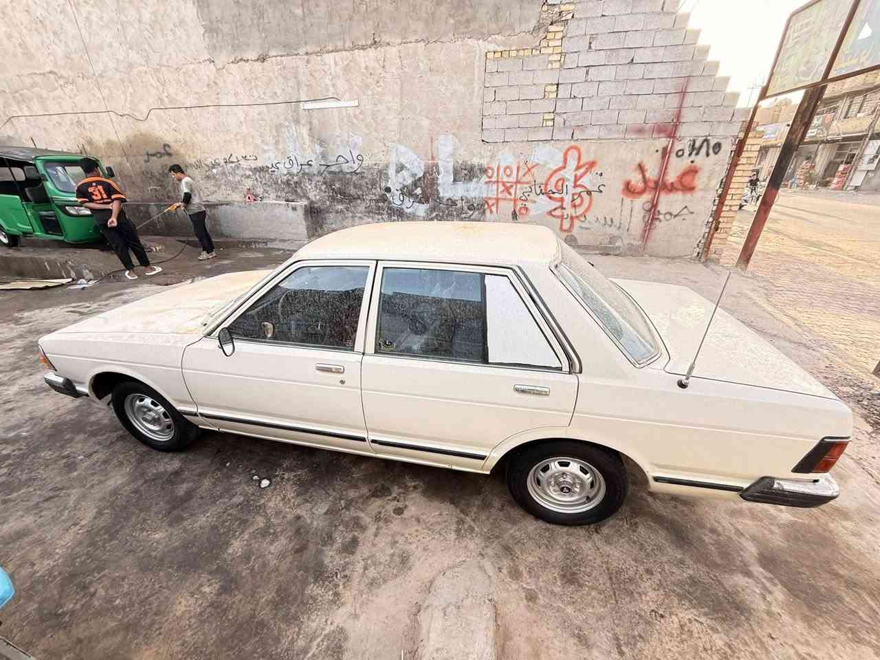 سياره داستن للبيع موديل 80 رقم بغداد بسمي سياره جاهزه مابيه اي نقص موقعه بغداد ***********
***********

