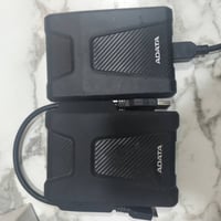 هاردات خارجي للبيع العدد 2 هارد من شركة Adata الاصلية هارد جديد ونضيف ...