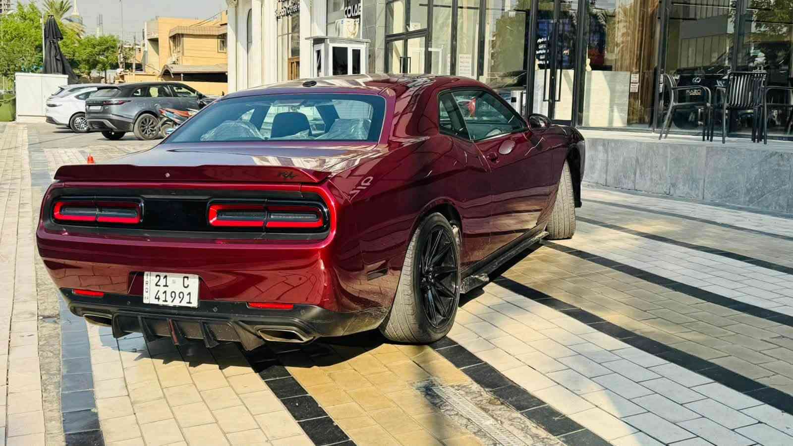 سلام عليكم دوج جالنجر
5700 RT 
موديل 2022
وارد امريكي حادثها جاملغ وبنيد بدون دواخل بدون شاصي تصليح براس اللغد شي كلش بسيط بدون قطره صبغ تبديل بنيد وجاملغ اصلي نفس اللون الاضافات 
سنويه وارقام وهزه جديده ثانيوم تحويل 
ماشيه 77Km
 1-اويل كاج كان
2-شاشه جبيره 
3-كشنات جلد 
4-لايت زنون 
5-داون بايب 
6-تفريغ وبرمجه 
7-لحايه كامله
8-السياره مطلعه 435 حصان على داينو 
9-اكزوز وبوابات 
10-بلكات ريسنك 
تخم تاير جديد
صدر امامي خلفي جديد
فلنجات ودسكات جدد
سعرها 190$ وبيها مجال بسيط 
بغداد. الغزاليه ***********
