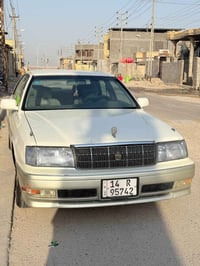 تويوتا كراون • ١٩٩٦ • بصره