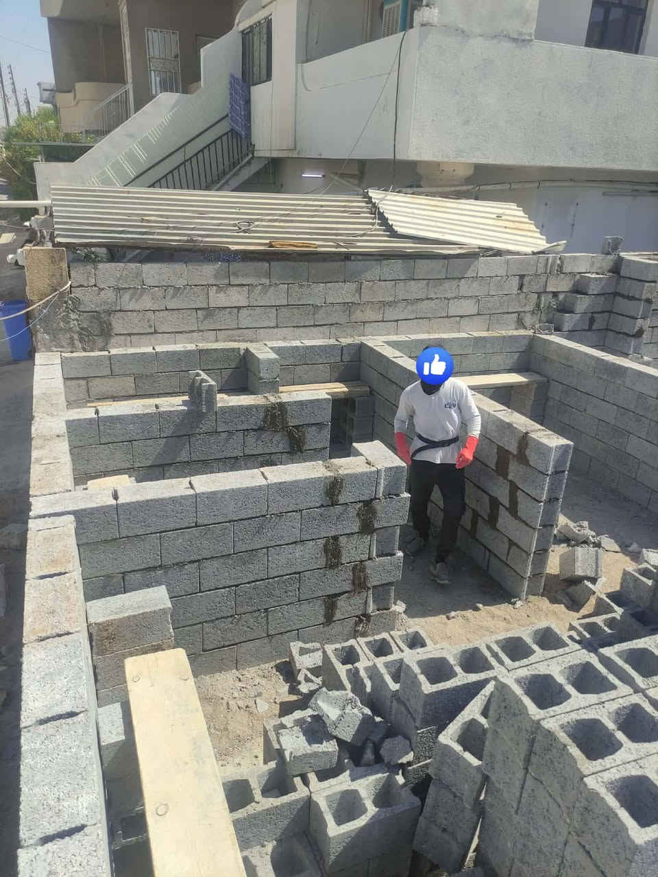 اسطه بناء متفرق حالين شقل هندسي جدام العين
للتواصل ***********
اسطه مسعود
